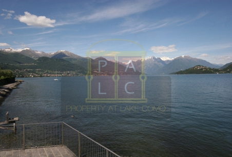 lakefront villas lake Como
